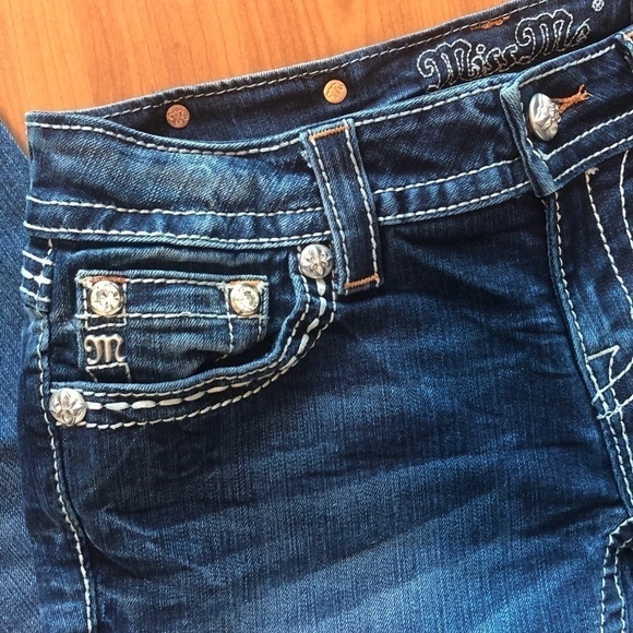 Miss Me Signature Boot Jeans - Picture 13 of 16